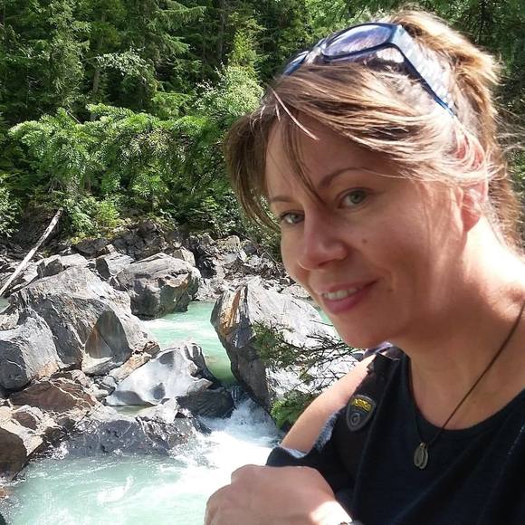 Meet your Posher, Teara - Picture 1 of 1